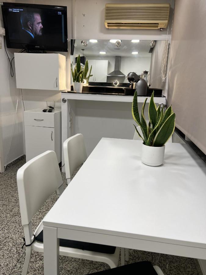 Modern Room With Indoor Shower Near The River - Quarto Moderno Com Duche Interior Proximo Da Ribeira Vila Nova de Gaia Bagian luar foto
